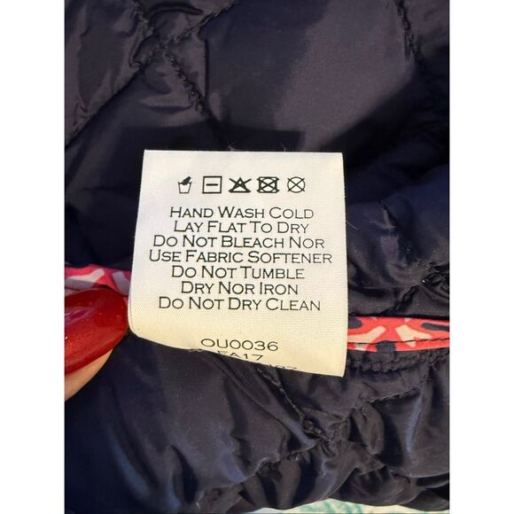 Draper James Size M Quilted Puffer Vest Blue Pink Floral Preppy Casual Layer - Picture 8 of 8